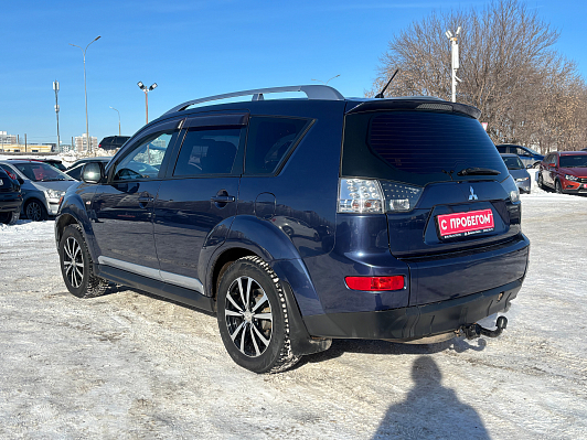 Mitsubishi Outlander Invite, 2008 года, пробег 287647 км