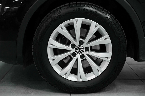 Volkswagen Tiguan Respect, 2020 года, пробег 146743 км