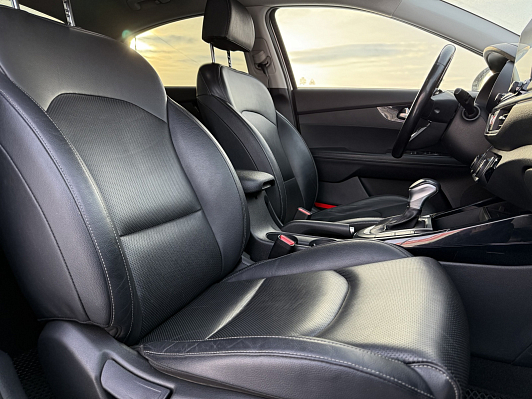 Kia Cerato Premium, 2018 года, пробег 117767 км
