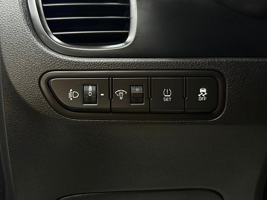 Kia Rio Luxe, 2018 года, пробег 154595 км