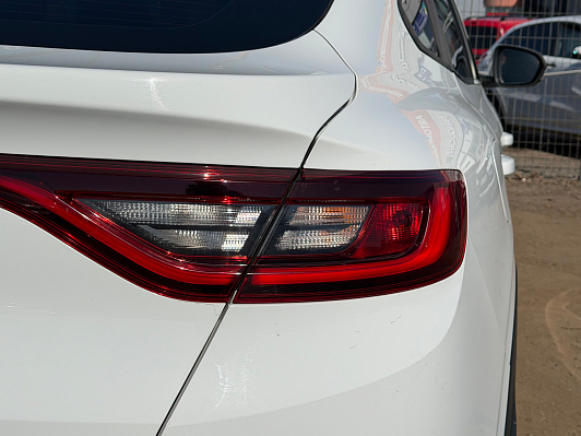 Renault Arkana Life, 2021 года, пробег 58288 км