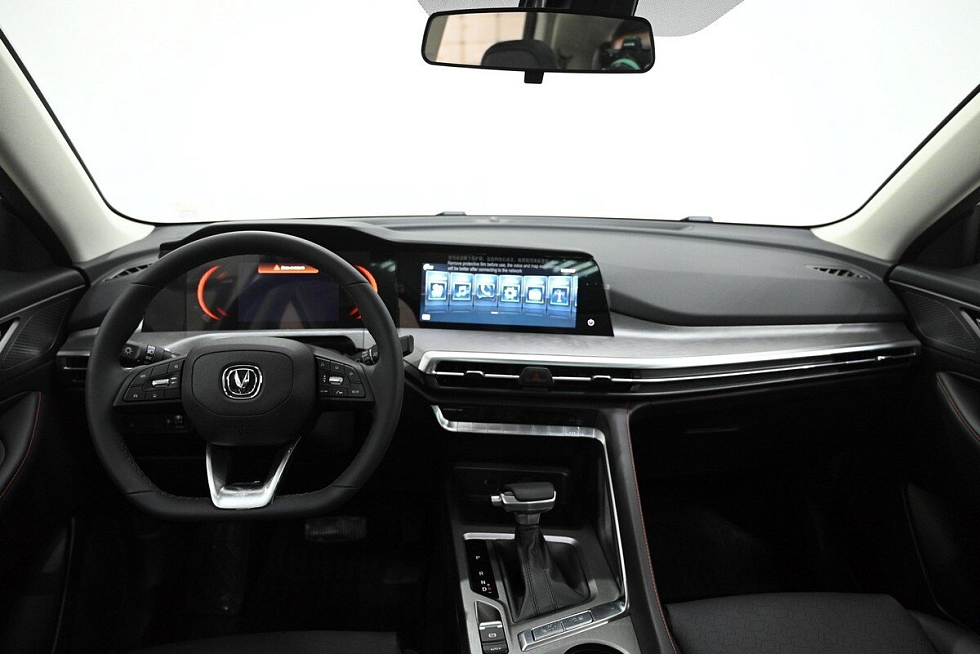 Changan CS35 Plus Комфорт, белый