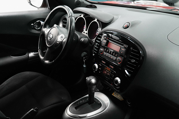 Nissan Juke SE, 2014 года, пробег 111635 км