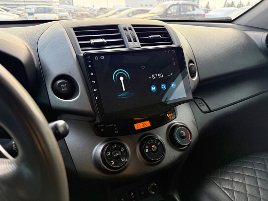 Toyota RAV4, 2010 года, пробег 285001 км