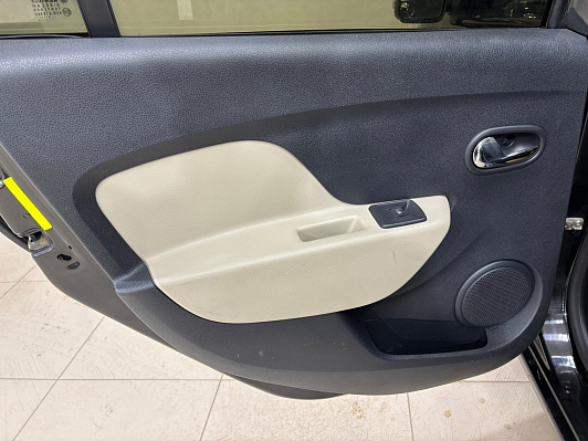 Renault Logan Luxe Privilege, 2015 года, пробег 272365 км
