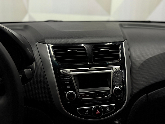 Hyundai Solaris Elegance, 2016 года, пробег 174430 км