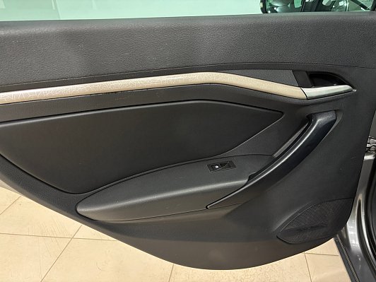 Lada (ВАЗ) Vesta Luxe Multimedia, 2019 года, пробег 111628 км