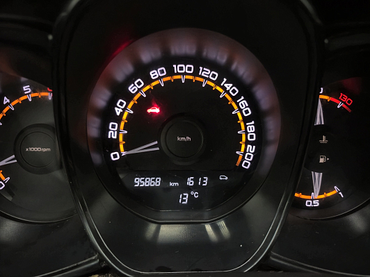 Lada (ВАЗ) Vesta Comfort Multimedia, 2019 года, пробег 95808 км