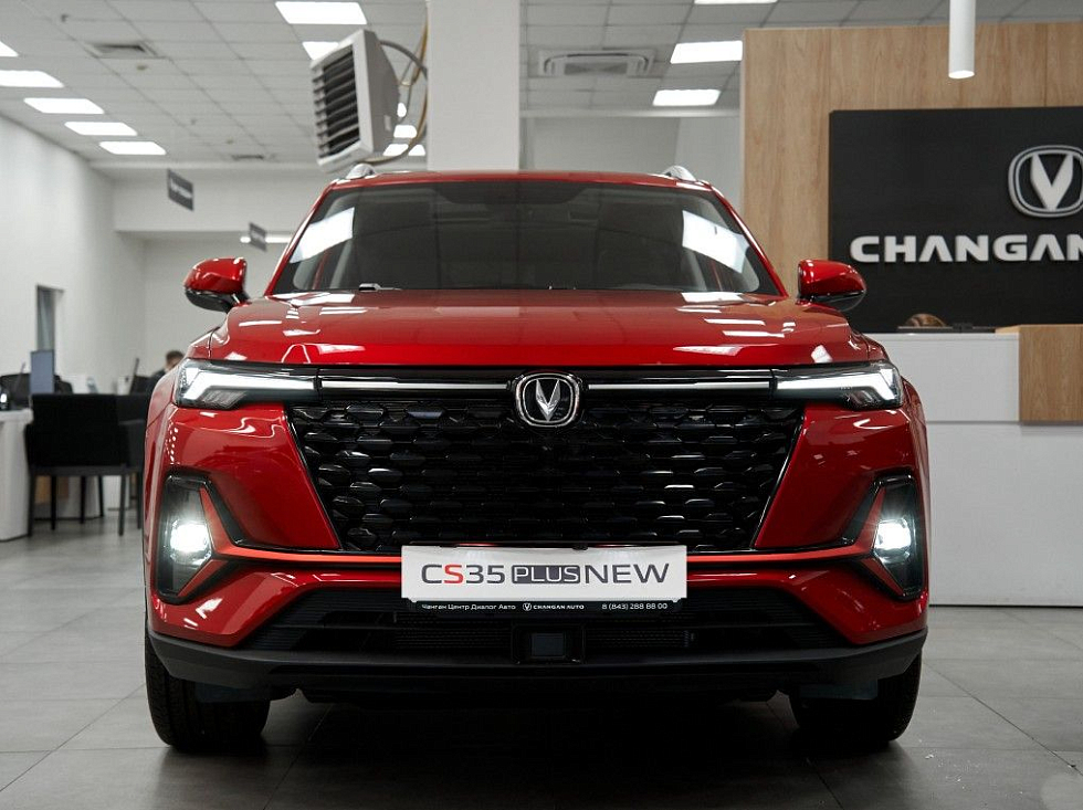 Changan CS35 Plus Tech, красный