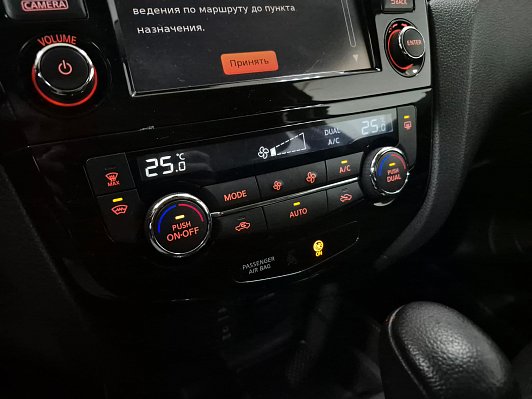 Nissan X-Trail SE+, 2017 года, пробег 129500 км