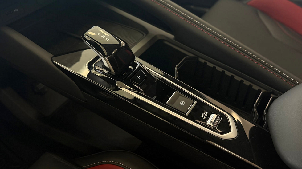Geely Coolray Эксклюзив, фиолетовый