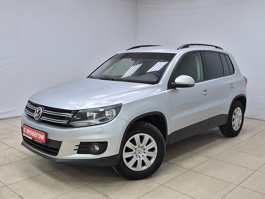 Volkswagen Tiguan Trend&Fun, 2012 года, пробег 162560 км