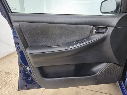 Toyota Corolla, 2004 года, пробег 379123 км