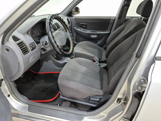 Hyundai Accent, 2004 года, пробег 186615 км