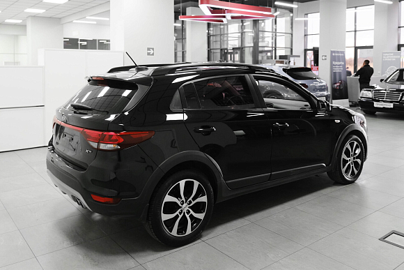 Kia Rio, 2018 года, пробег 130000 км