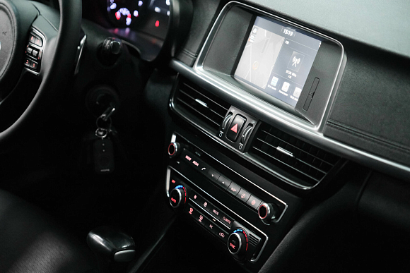 Kia Optima Luxe, 2018 года, пробег 171796 км