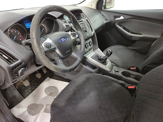 Ford Focus Trend, 2012 года, пробег 233777 км