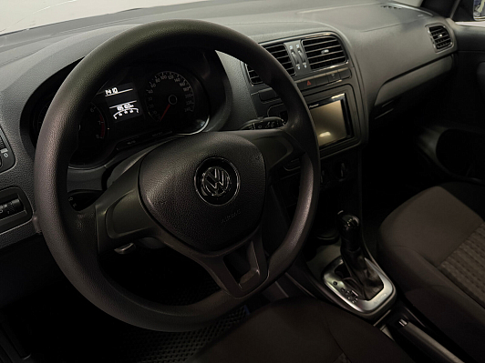Volkswagen Polo Comfortline, 2017 года, пробег 185000 км