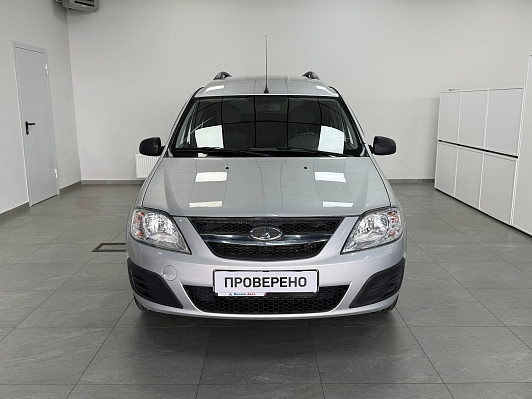 Lada (ВАЗ) Largus Luxe (7 мест), 2019 года, пробег 106000 км