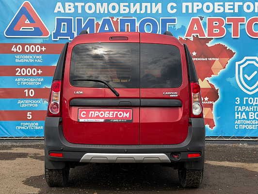 Lada (ВАЗ) Largus Luxe (5 мест), 2019 года, пробег 123501 км