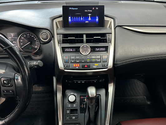 Lexus NX Progressive, 2017 года, пробег 223000 км