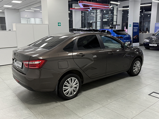 Lada (ВАЗ) Vesta Luxe, 2019 года, пробег 92500 км