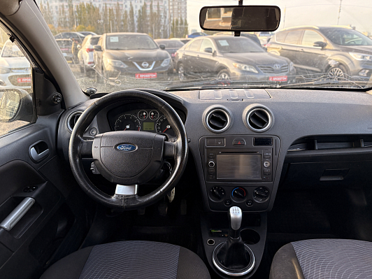 Ford Fusion Trend, 2007 года, пробег 303186 км