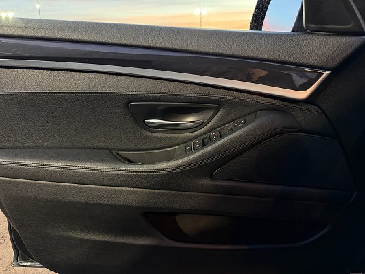 BMW 5 серии, 2012 года, пробег 252000 км