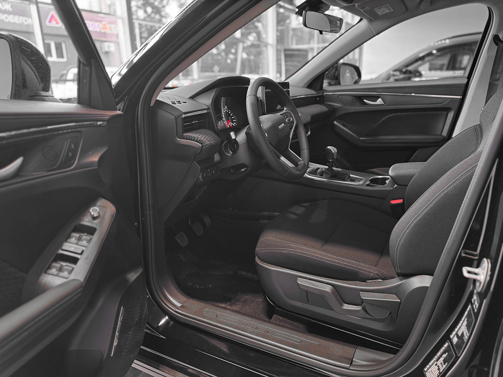 Haval Jolion Комфорт, черный