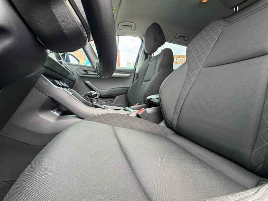 Skoda Karoq, 2021 года, пробег 49300 км