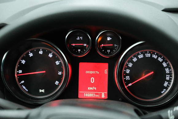 Opel Astra, 2012 года, пробег 146714 км