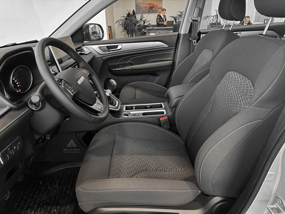 Haval M6 Старт, серебряный