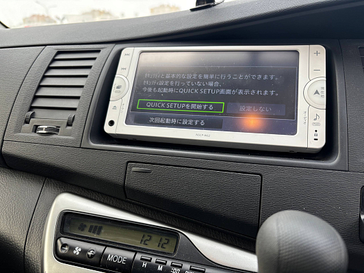 Toyota ISis, 2013 года, пробег 117800 км