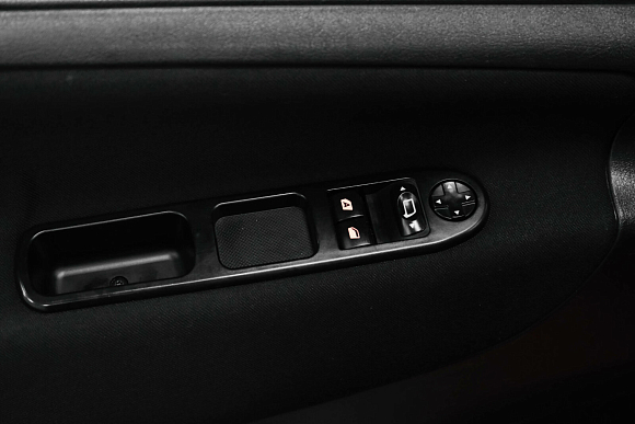 Peugeot 207 Envy, 2009 года, пробег 197615 км