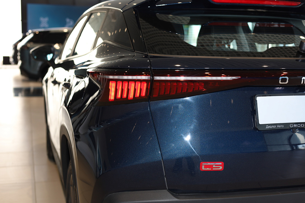 Omoda C5 Supreme, синий