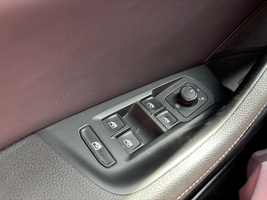 Volkswagen Passat, 2019 года, пробег 241690 км
