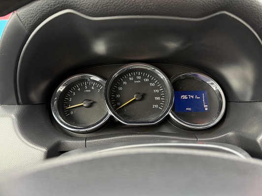 Renault Duster Privilege, 2016 года, пробег 196697 км