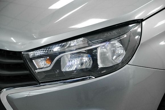 Lada (ВАЗ) Vesta Comfort, 2018 года, пробег 101000 км