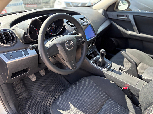 Mazda 3 Touring, 2013 года, пробег 192336 км
