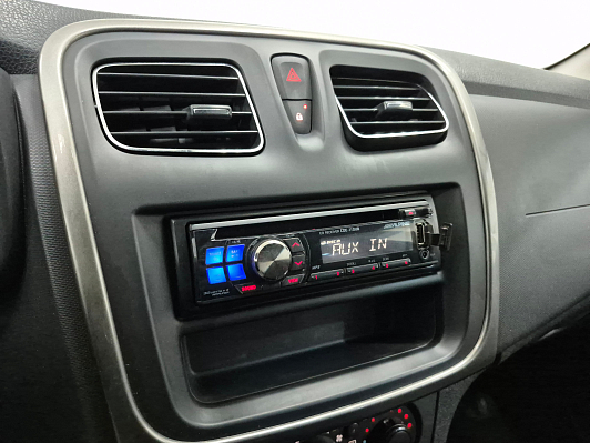 Renault Sandero Confort, 2014 года, пробег 142892 км