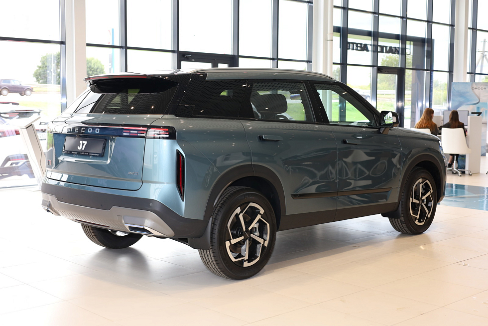 Jaecoo J7 Supreme-V, зеленый