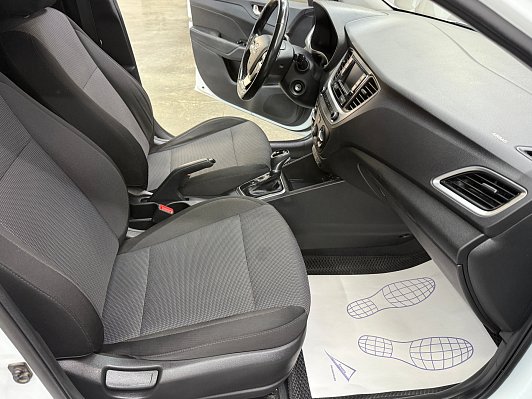 Hyundai Solaris Elegance, 2017 года, пробег 96754 км