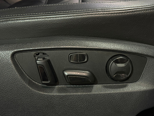 Volkswagen Touareg R-line, 2014 года, пробег 160000 км