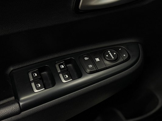 Kia Rio Comfort, 2018 года, пробег 98000 км