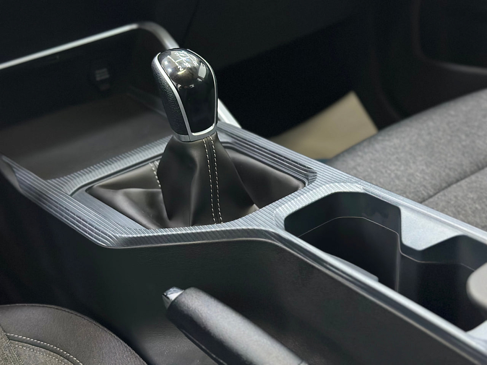 Geely Emgrand Comfort, серый