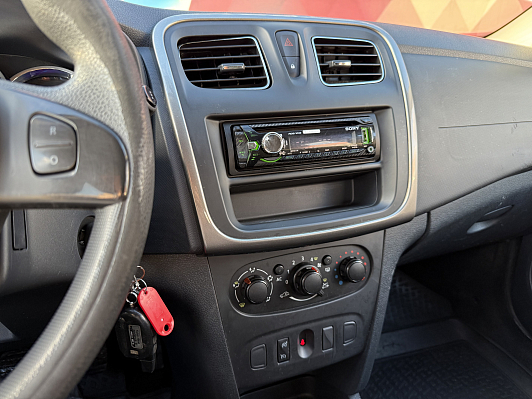 Renault Sandero Confort, 2014 года, пробег 202365 км
