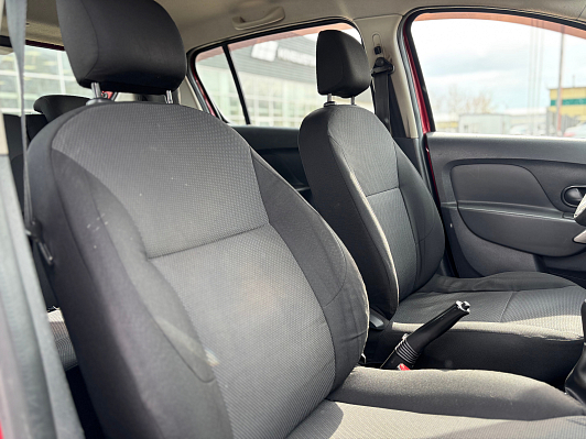 Renault Sandero Confort, 2014 года, пробег 219536 км