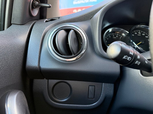 Renault Sandero Confort, 2017 года, пробег 167152 км