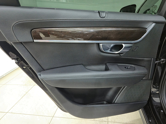 Volvo S90 Inscription, 2018 года, пробег 116905 км
