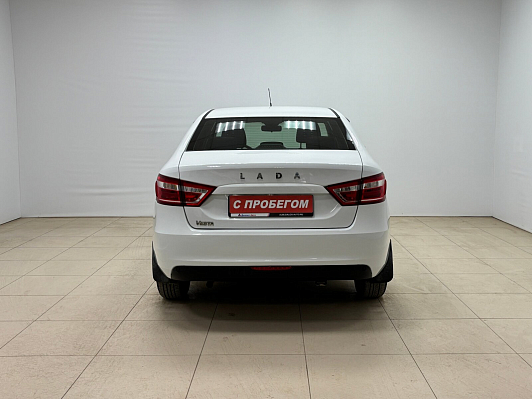 Lada (ВАЗ) Vesta 50 Anniversary, 2017 года, пробег 145540 км